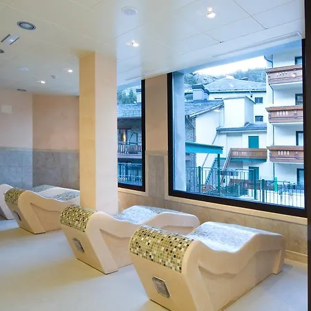 Hotel Rutllan &